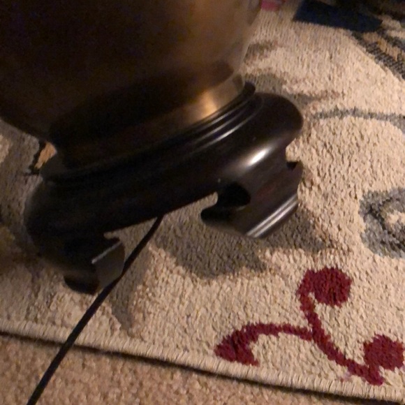 Rare Wildwood Bronze artifact jug on mahogany lamp - Picture 3 of 7